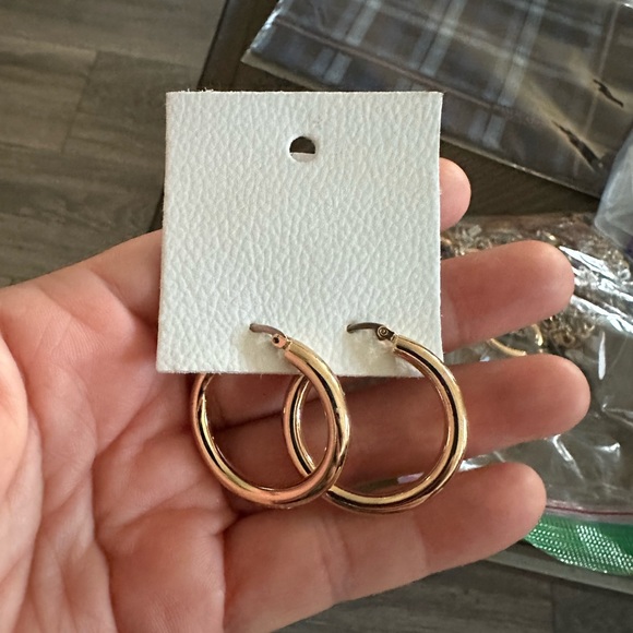 Free people jewerly set FREE with a $400 purchase. Nwt - Picture 8 of 10